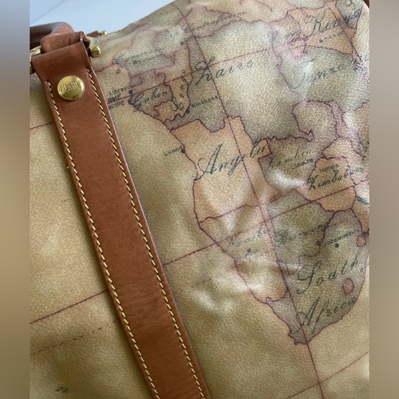 Alviero Martini Tavel Bag - Picture 8 of 14